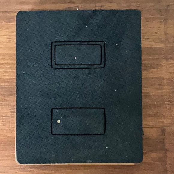 AccuCut Ellison 'Gift Tag Rect #2' Wooden Die (4.75" x 5.75") - Picture 2 of 3